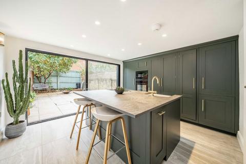 3 bedroom terraced house for sale, Pages Walk, London SE1