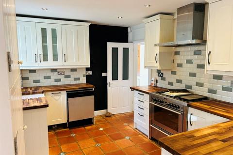 undefined, Fassetts Road, Loudwater, HP10