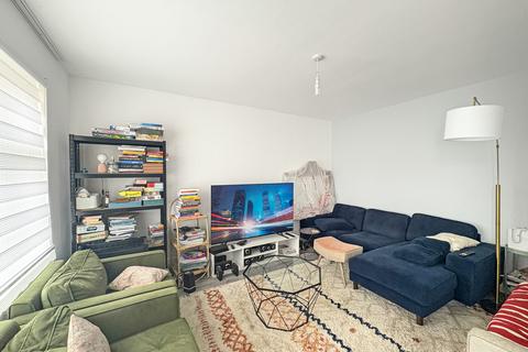 4 bedroom detached house to rent, Mead Avenue, Cambridge CB22