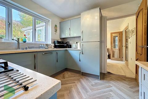 4 bedroom detached house for sale, Kingsley Close, Blackburn