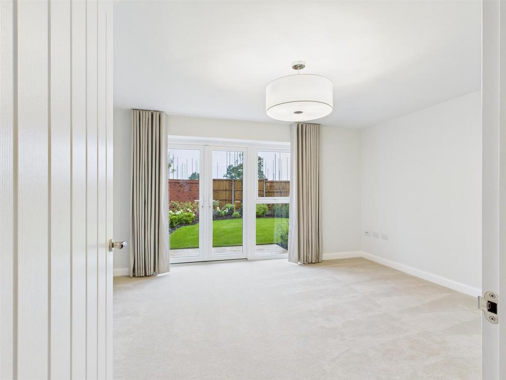 Annesley-Living (2).jpg