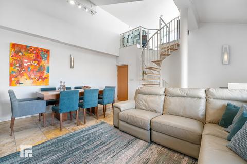 3 bedroom apartment to rent, Seville House, Century Wharf, Cardiff Bay