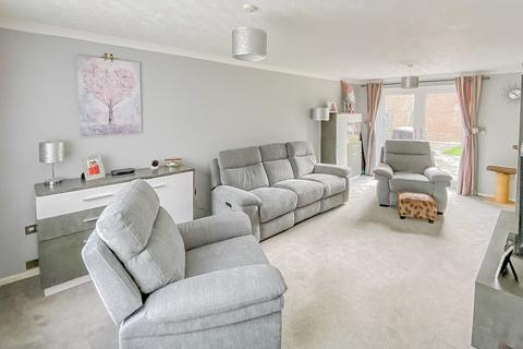 4 bedroom detached house for sale, Westwood Close, Worle