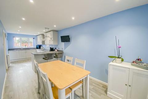 4 bedroom detached house for sale, Westwood Close, Worle