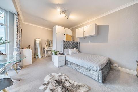undefined, High Street, Farnborough, Orpington, BR6