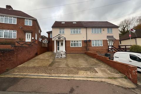 undefined, 6 Bedroom House To Let - HP12