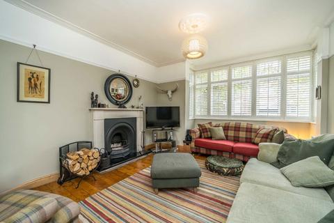 4 bedroom house for sale, Conyers Road, London SW16