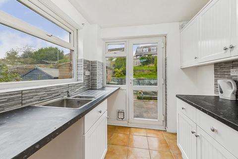 3 bedroom semi-detached house to rent, Waddon Close, Plymouth PL7