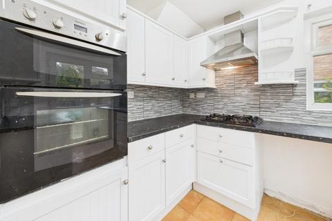 3 bedroom semi-detached house to rent, Waddon Close, Plymouth PL7