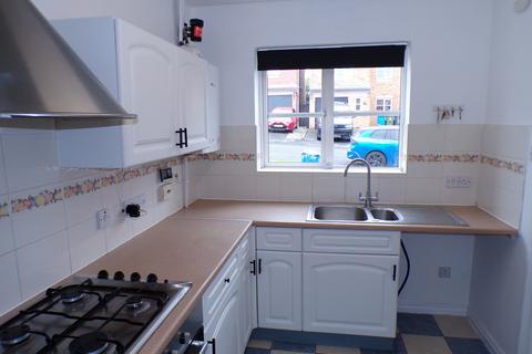 3 bedroom detached house to rent, Teddesley Way, Cannock WS12