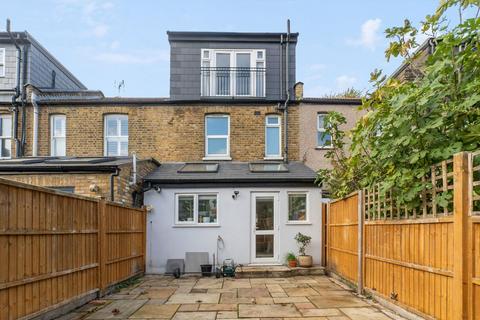 9 Chamberlain Road, London, W13 9EW