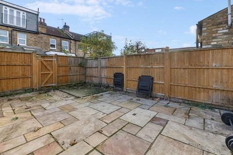 9 Chamberlain Road, London, W13 9EW