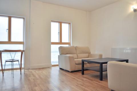2 bedroom flat to rent, Hackney Road, London E2