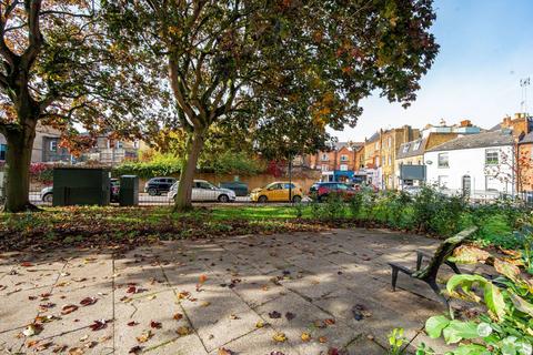1 bedroom maisonette for sale, Pearscroft Road, Sands End, London, SW6