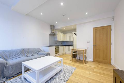 1 bedroom flat for sale, Malborough House, Hampstead, London, NW3