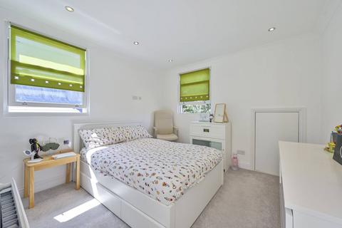 undefined, Oxford Avenue, Wimbledon, London, SW20