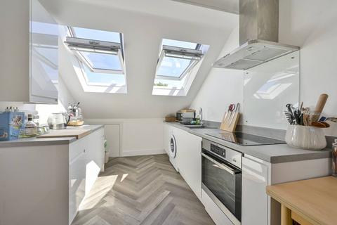 1 bedroom maisonette to rent, Oxford Avenue, Wimbledon, London, SW20