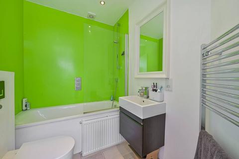 undefined, Oxford Avenue, Wimbledon, London, SW20