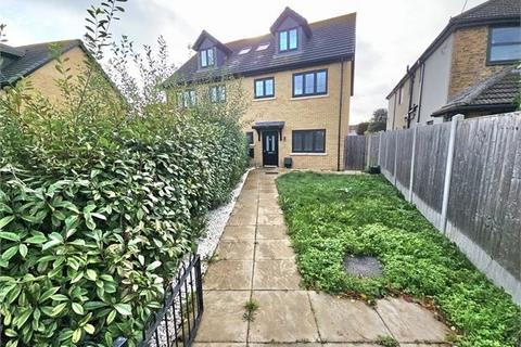 4 bedroom semi-detached house for sale, Hart Road, Thundersley, Benfleet,