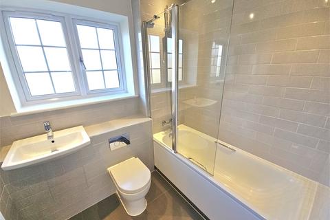 4 bedroom semi-detached house for sale, Hart Road, Thundersley, Benfleet,