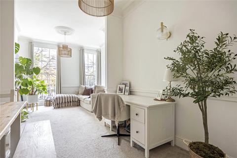 2 bedroom apartment for sale, London Road, Gloucestershire GL52