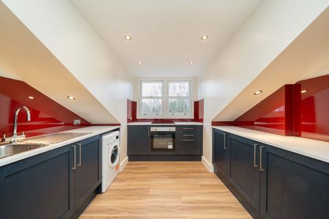 undefined, Tetherdown, London N10