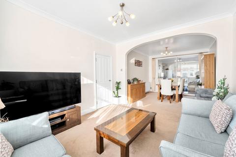 4 bedroom end of terrace house for sale, Ellerdine Road, Hounslow TW3