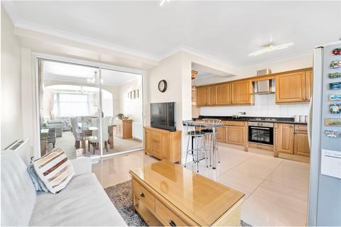 4 bedroom end of terrace house for sale, Ellerdine Road, Hounslow TW3