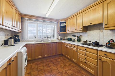 3 bedroom detached bungalow for sale, Bents Crescent, Dronfield