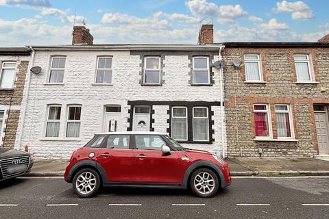 Queen Street, Barry, CF62