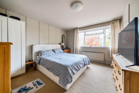 2 bedroom maisonette for sale, Burnt Ash Road, London SE12