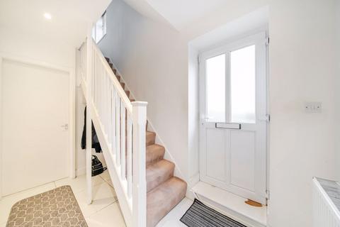 4 bedroom semi-detached house for sale, Downland Close, Coulsdon