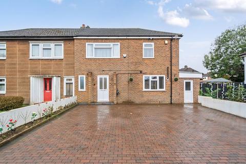 Downland Close, Coulsdon