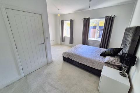 undefined, Victoria Gardens, Leeds