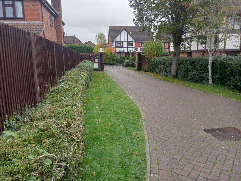 Billington Gardens