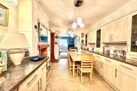 undefined, Carshalton Park Road, Carshalton