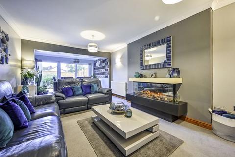 3 bedroom semi-detached bungalow for sale, Westbourne Avenue, Cheslyn Hay, WS6 7DF