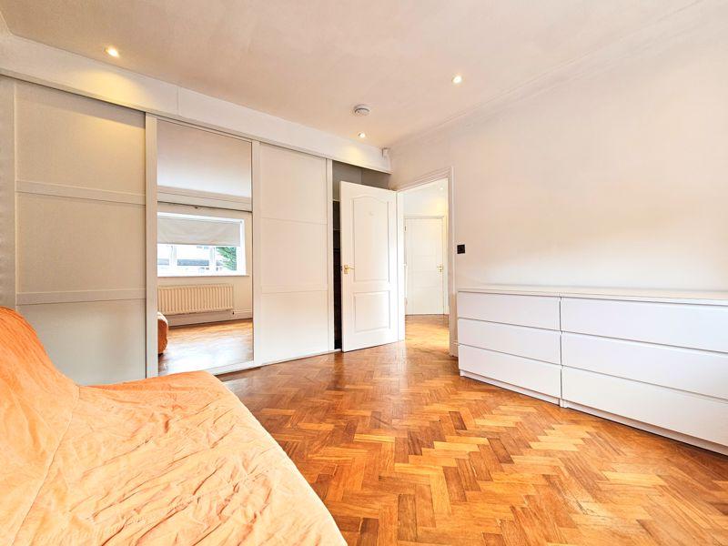 Lounge/Bedroom