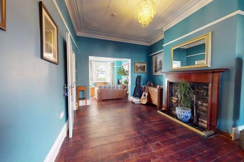 4 bedroom terraced house for sale, Cheltenham Terrace, Newcastle Upon Tyne NE6