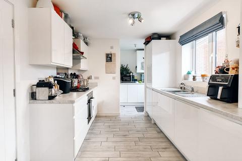 undefined, Ivatt Close, Midway, DE11