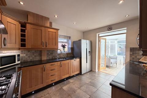 undefined, Golf Open 2026 - Langdale Avenue, Formby - Sleeps 6