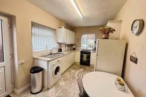 3 bedroom semi-detached house for sale, Trent Way, Kearsley