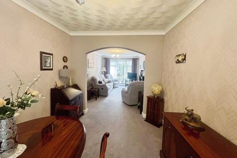 3 bedroom semi-detached house for sale, Trent Way, Kearsley