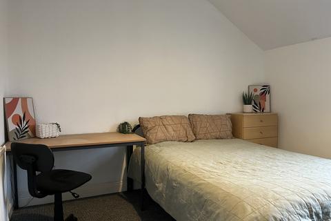 5 bedroom terraced house to rent, Lincoln LN5
