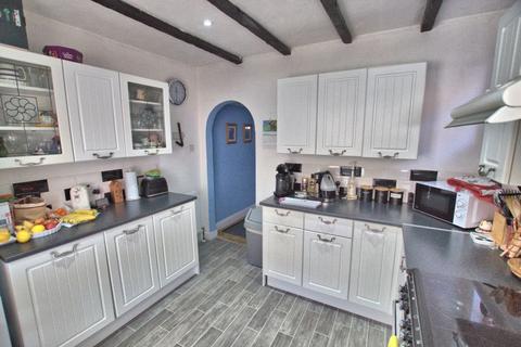 2 bedroom bungalow for sale, Redlands Lane, Fareham PO14