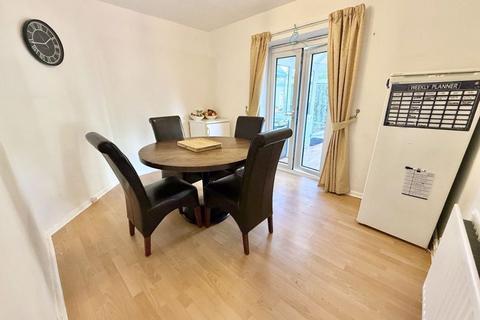 undefined, Worthington Road, Dunstable