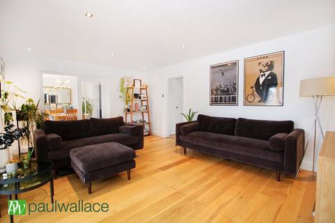 undefined, Hilltop Close, West Cheshunt