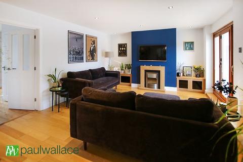 undefined, Hilltop Close, West Cheshunt