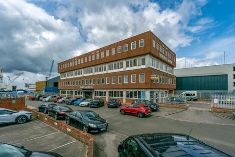 Office to rent, Kettering Ter Portsmouth PO2 7AE