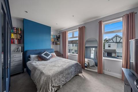182 Washington Road, Worcester Park, KT4 8JJ